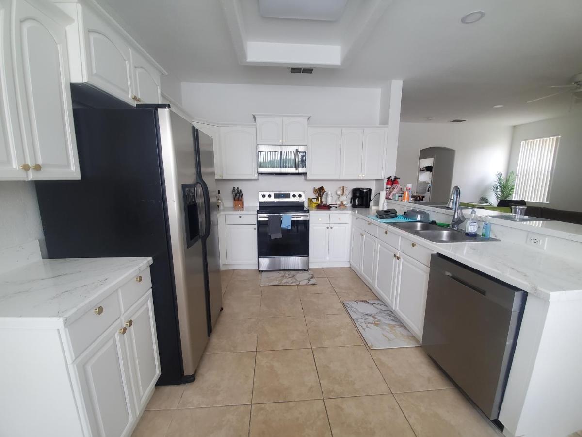 Electric Heated Private Pool 4 Bedroom 3 Bath 2 Story Single Family Home!!!! Kissimmee Exterior photo